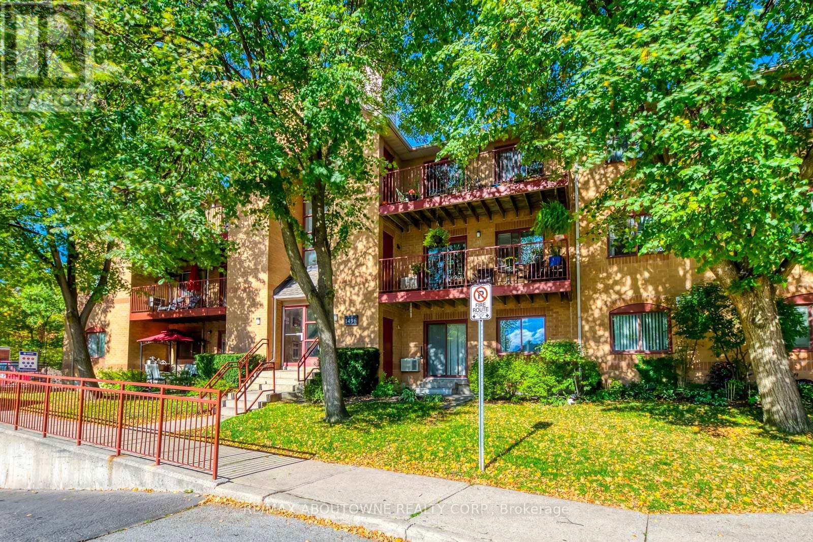 113 1496 Pilgrims Way, Oakville, ON L6M 3G9