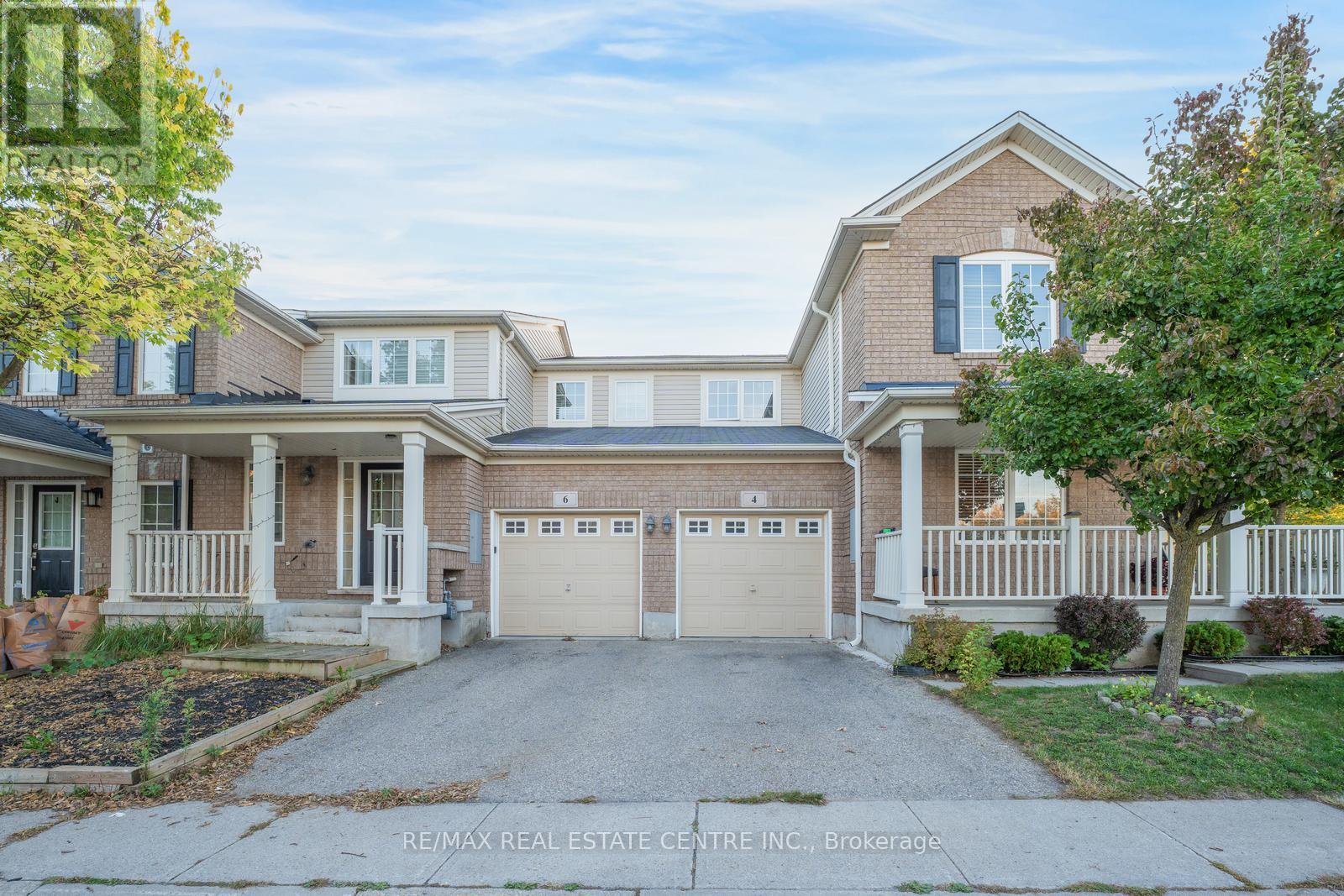 4 Owl St, Cambridge, ON N3C 0A9