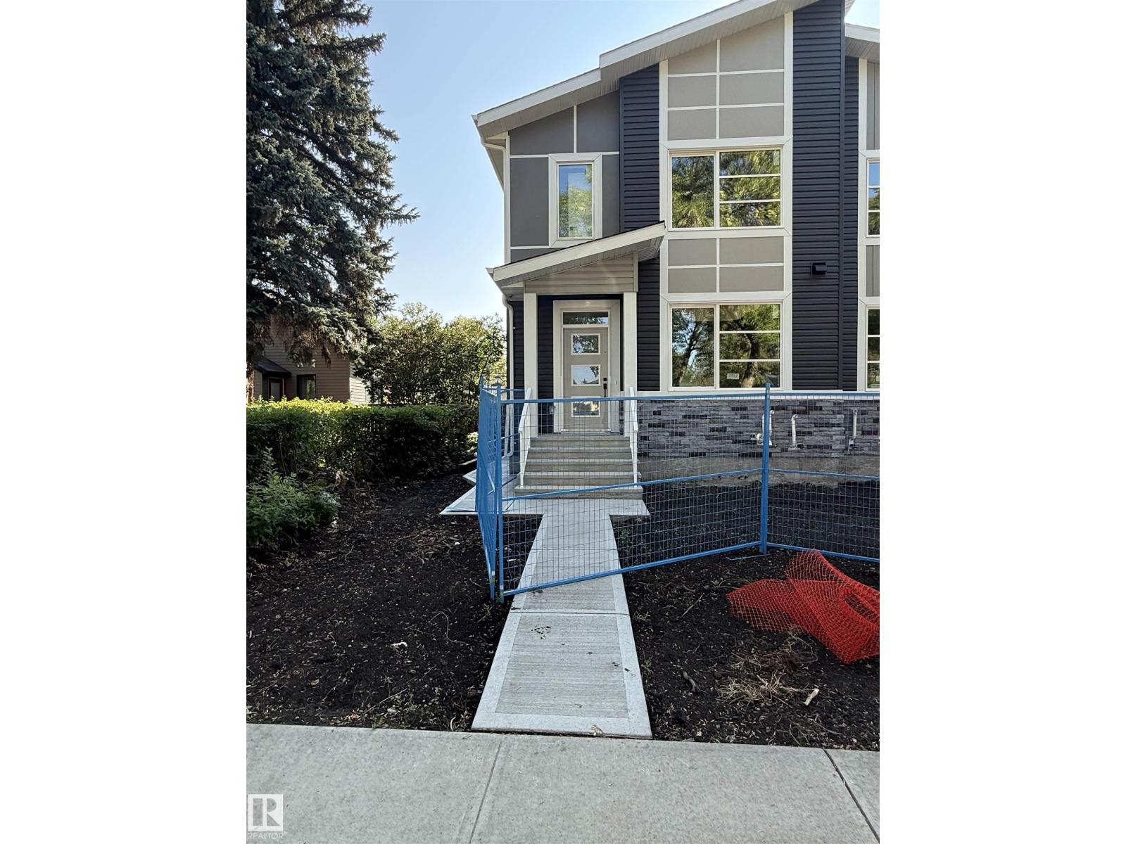 123 St Nw Unit 11927, Edmonton, AB T5L 0G9