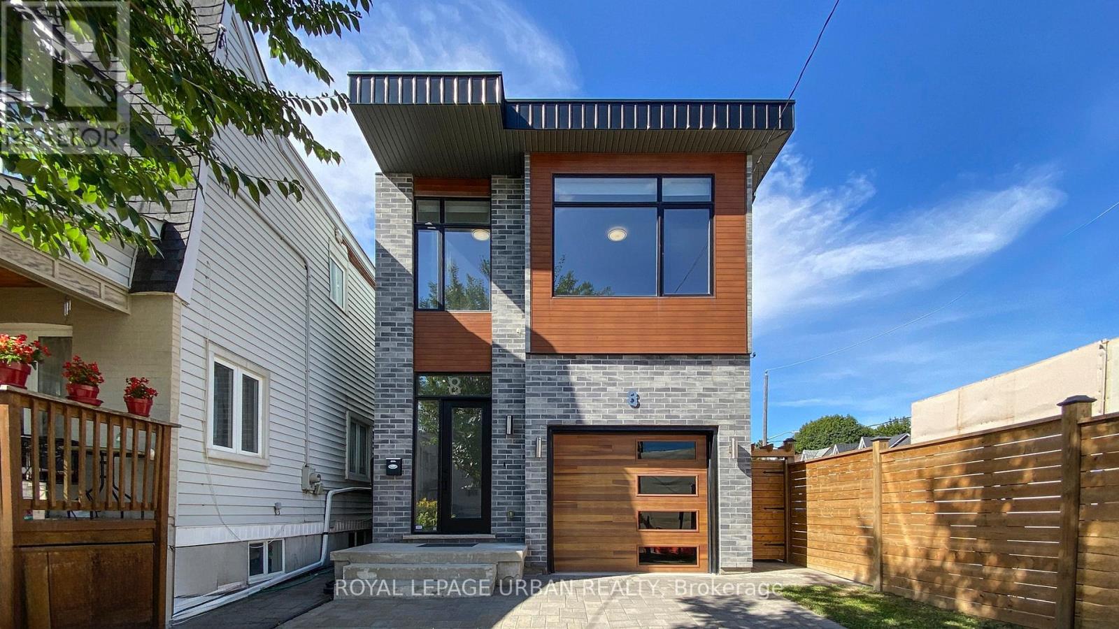 8 Gertrude Pl, Toronto, ON M4J 1R2