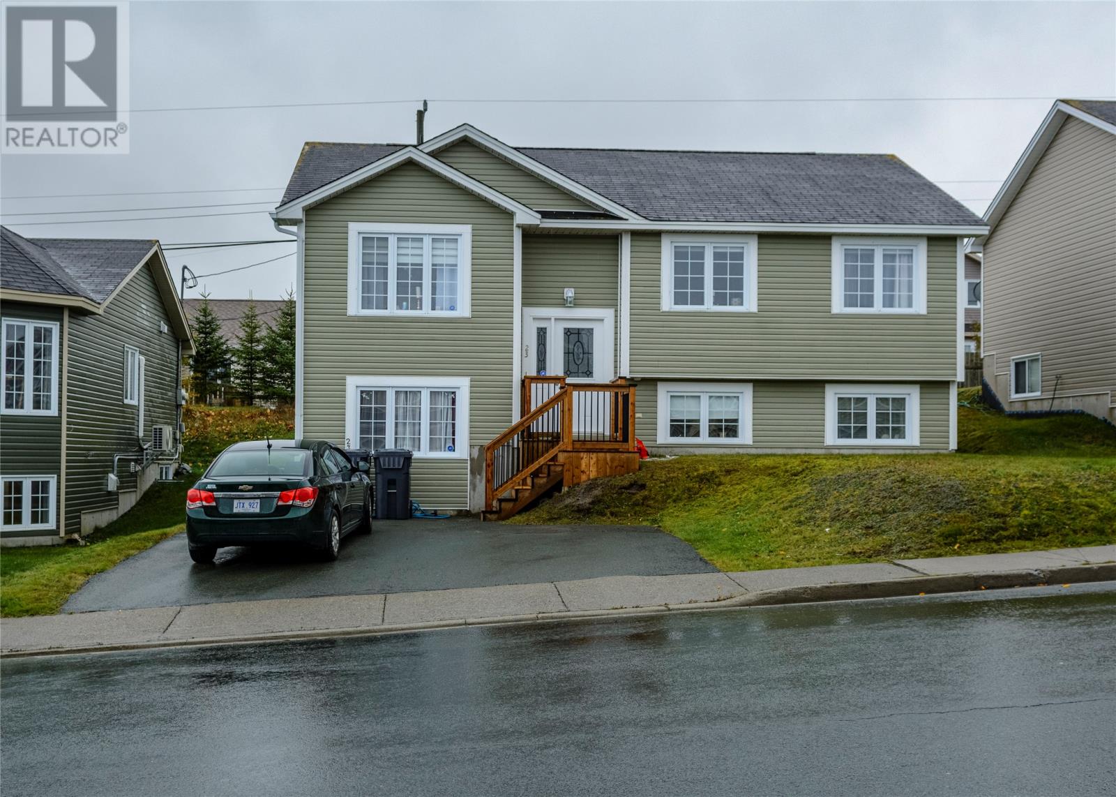 23 Westport Dr, Paradise, NL A1L 0R6