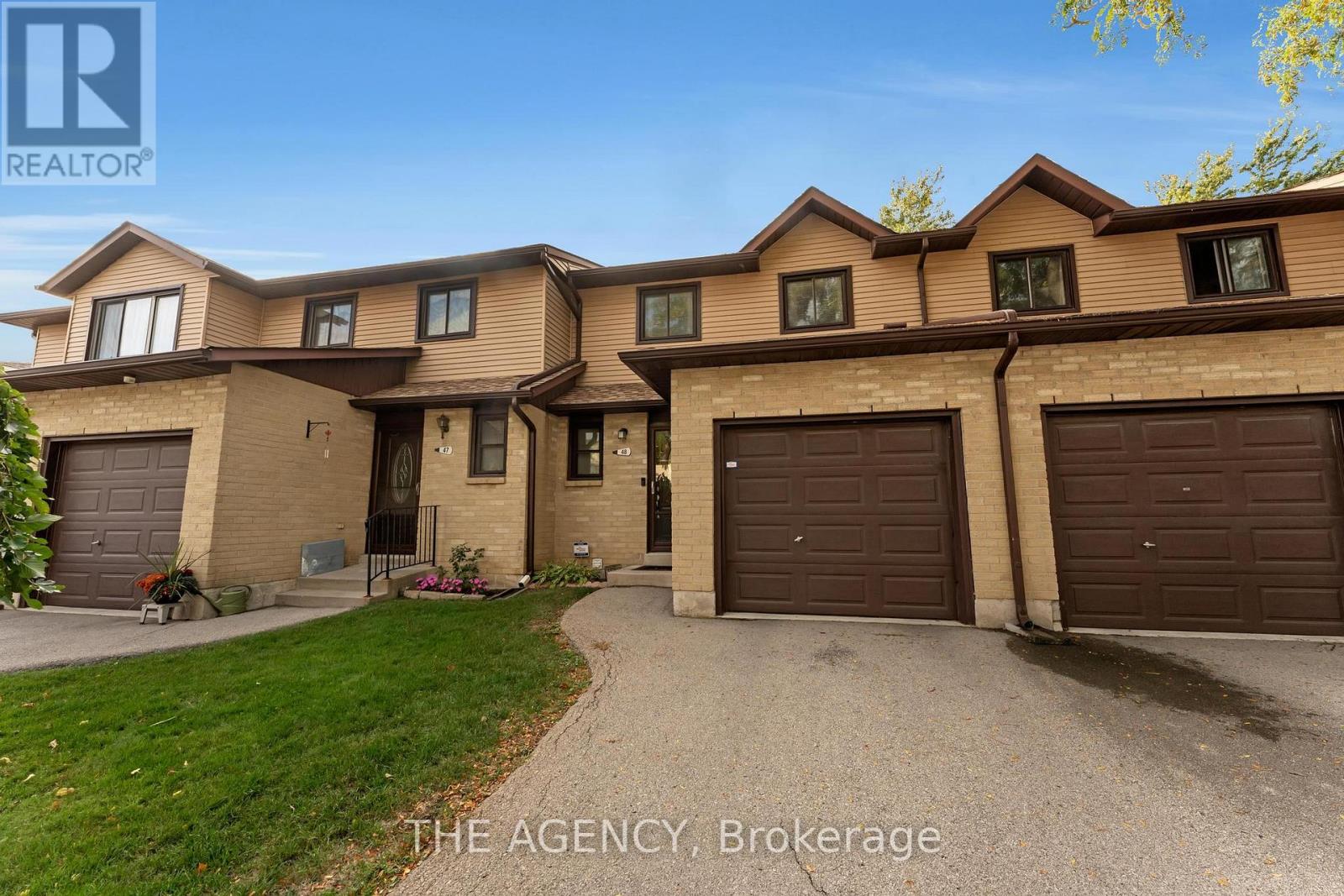 48 860 Rymal Rd E, Hamilton, ON L8W 2X8