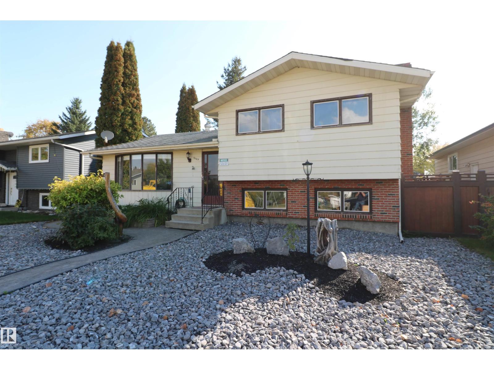 52 Av Unit 5029, Wabamun, AB T0E 2K0