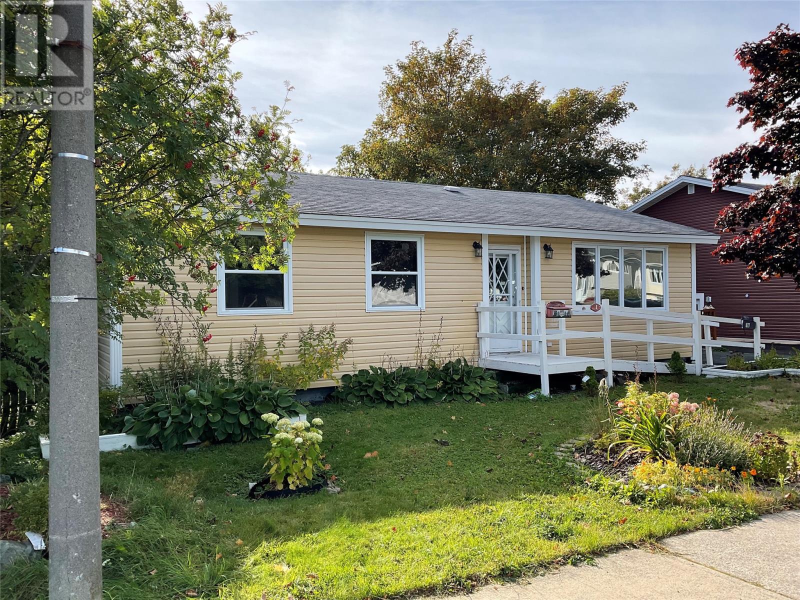 1 Cambridge Ave, St. John's, NL A1A 3N5