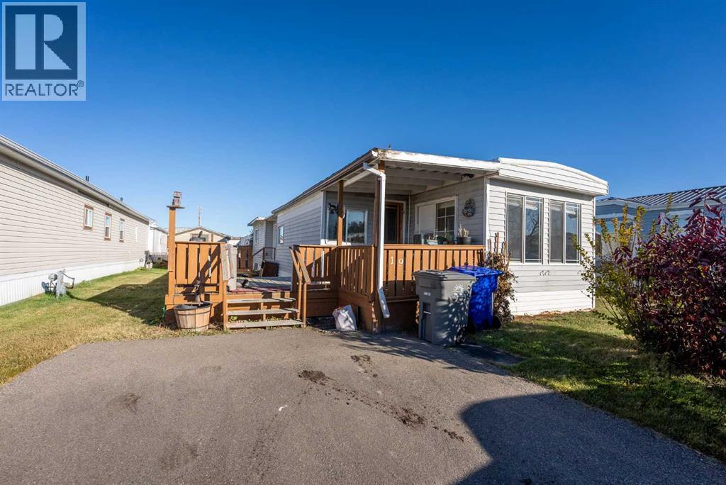 5853 4 Street Unit 19, Claresholm, AB T0L 0T0