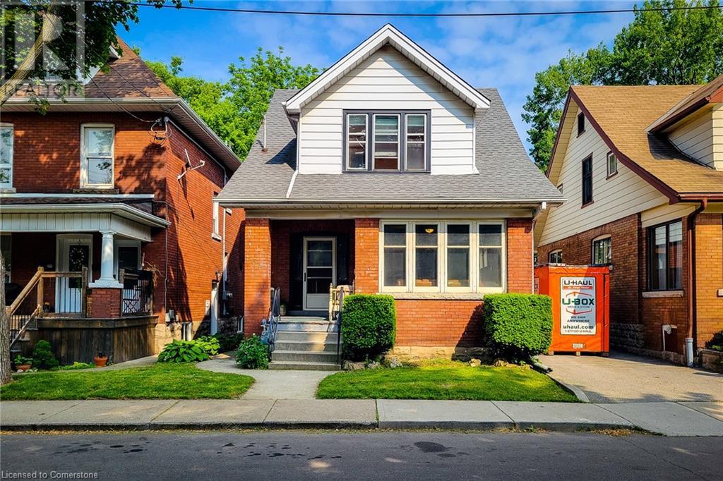 63 Carrick Ave, Hamilton, ON L8M 2W4