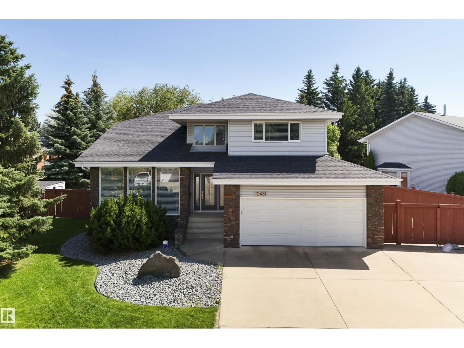 29 Av Nw Unit 12431 #a, Edmonton, AB T6J 6C8