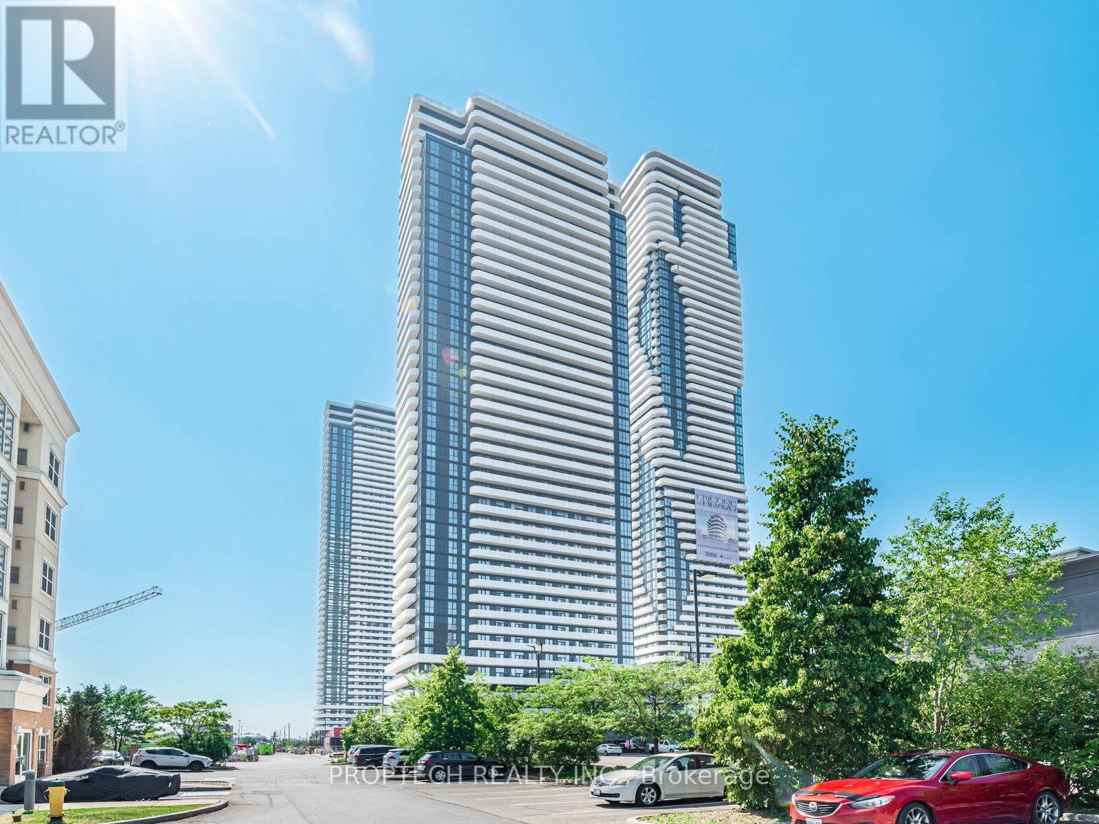 28 Interchange Way, Vaughan Vaughan Corporate Centre, ON L4K 0P8