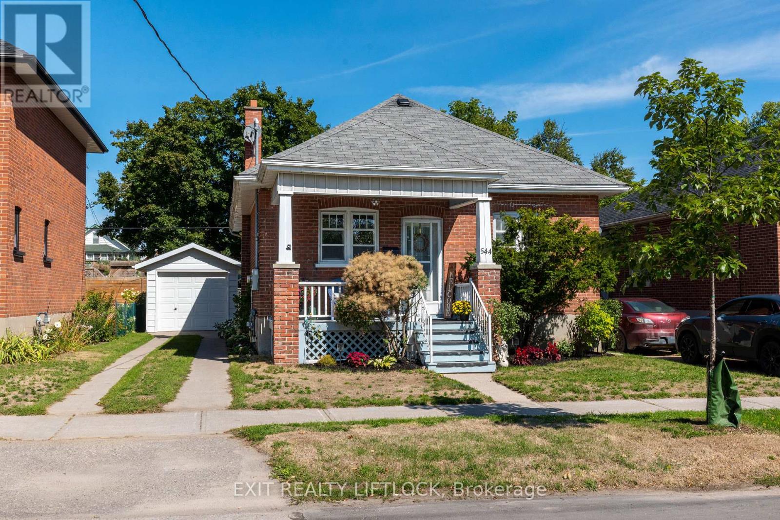 544 Douglas Ave Ward 3 Ave, Peterborough, ON K9J 4L1