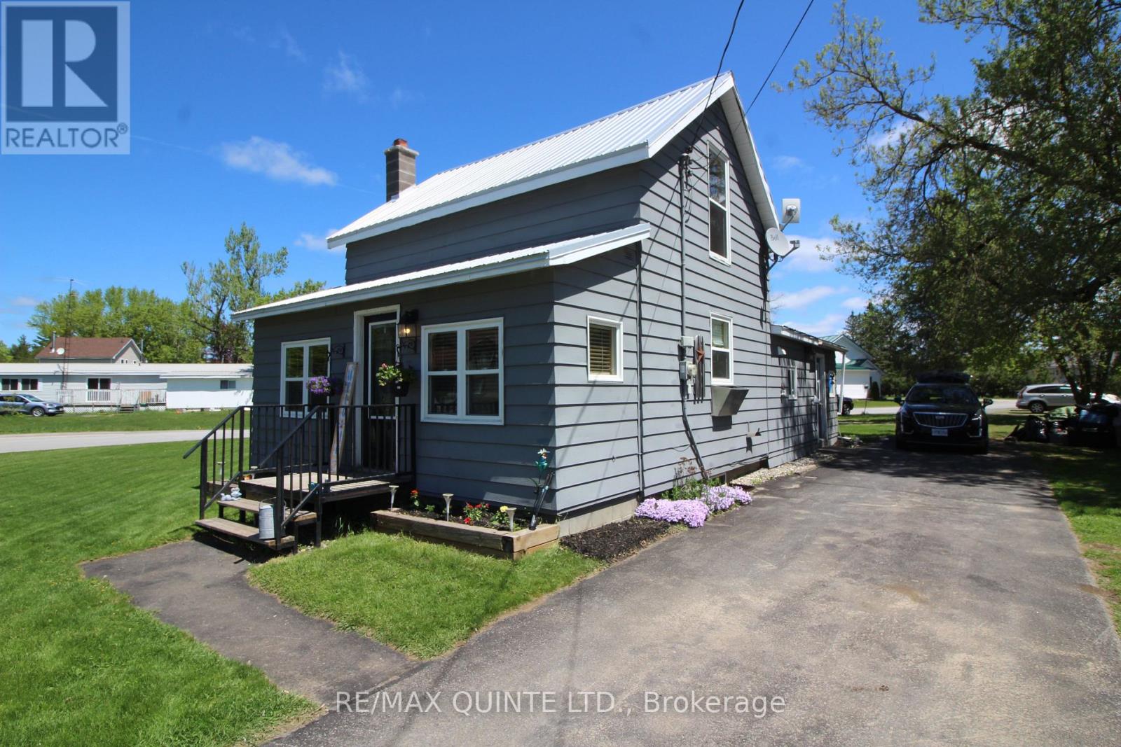3524 Flinton Rd, Addington Highlands, ON K0H 1P0