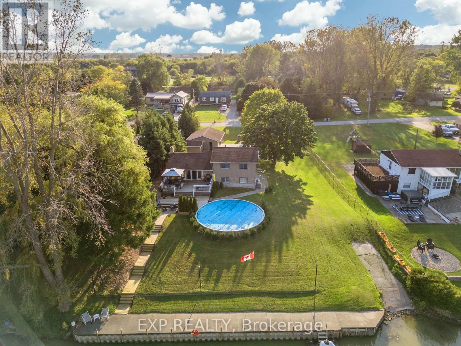 9952 Prince Phillip St, Lambton Shores, ON N0M 2N0