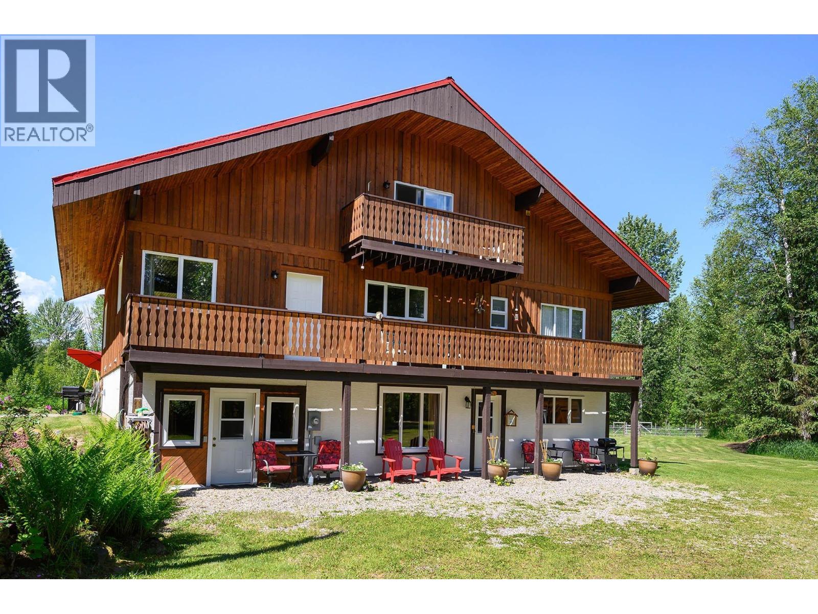 5305 Clearwater Valley Rd, Clearwater, BC V0E 1N1