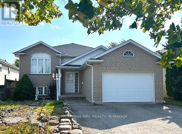 152 Larchwood Cir, Welland, ON L3C 6T3