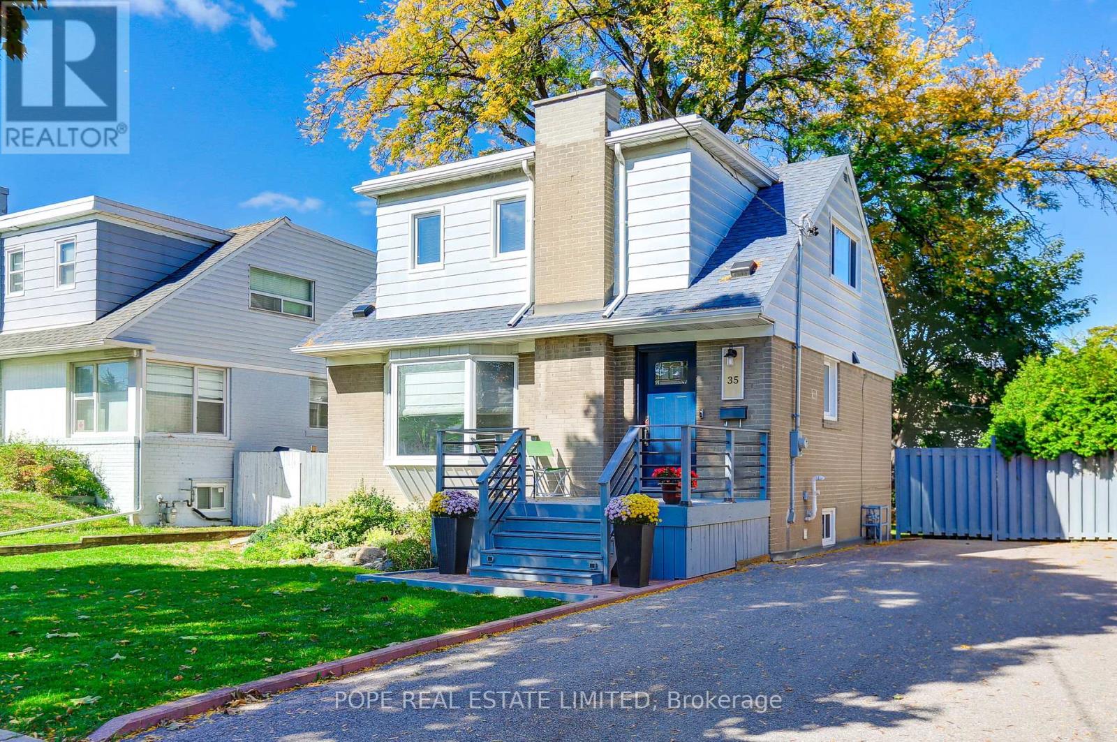 35 Tofield Cres, Toronto, ON M9W 2B8