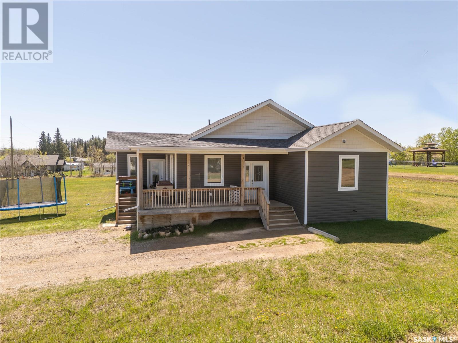 190 1 Street West, Pierceland, SK S0M 2K0