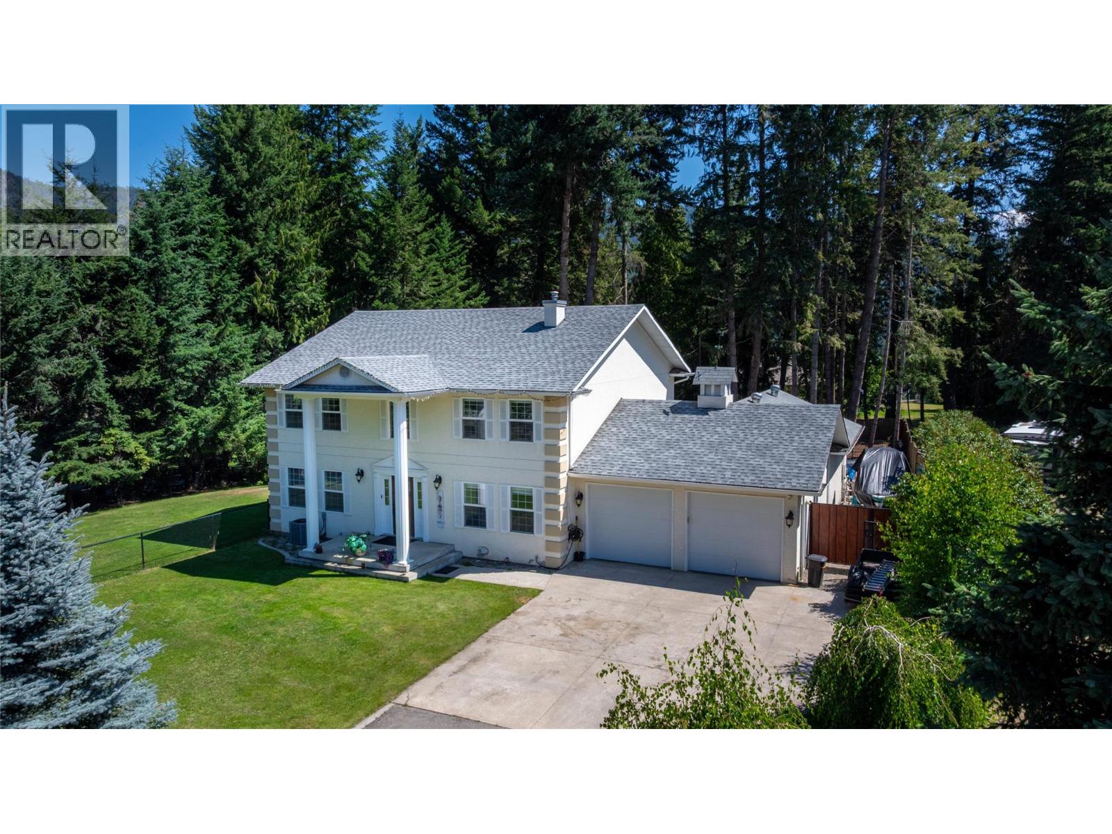 2836 Marine Dr, Blind Bay, BC V0E 1H1