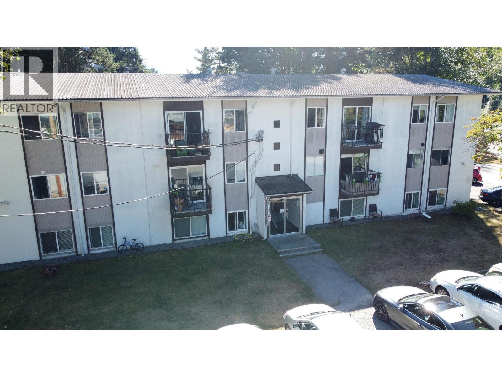 38185 Westway Avenue Unit 49, Squamish, BC V8B 0L6