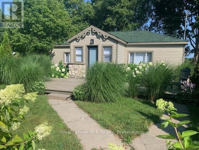 2 John St, Northern Bruce Peninsula, ON N0H 1W0