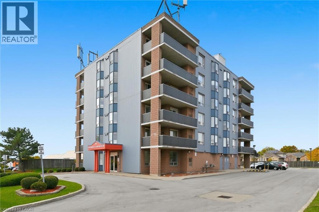 870 Upper Wentworth Street Unit 303, Hamilton, ON L9A 4W4