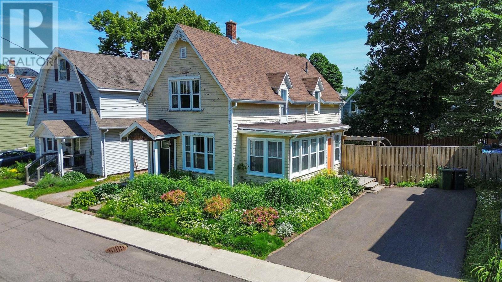 66 Walthen Dr, Charlottetown, PE C1A 4T8