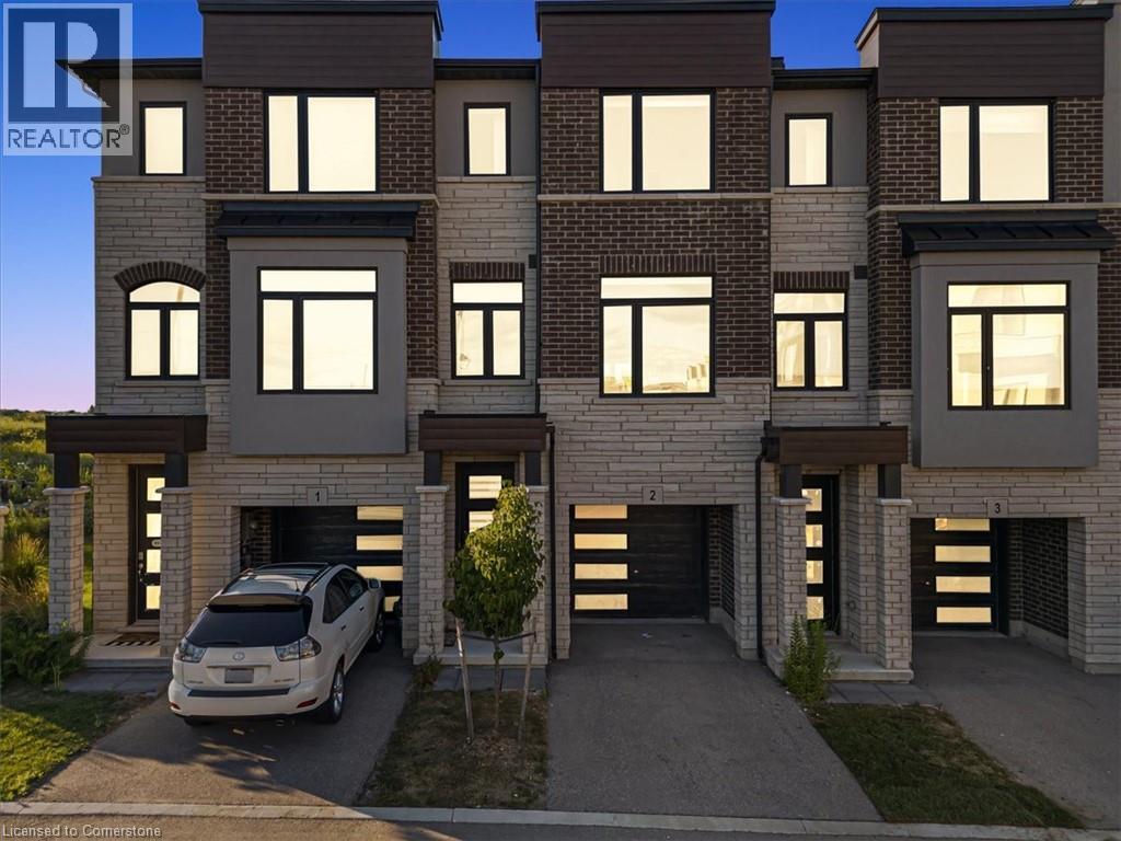 314 Equestrian Way Unit 2, Cambridge, ON N3E 0E4