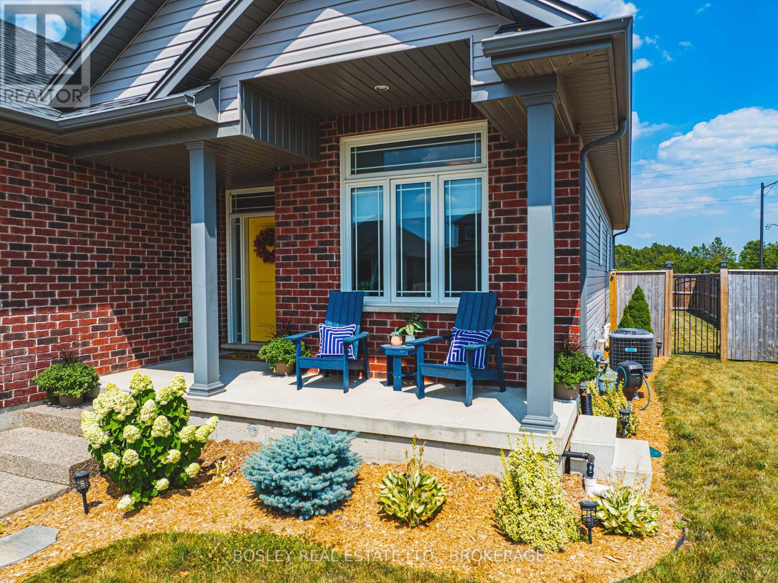 14 Cinnamon St, Thorold, ON L2V 0H6