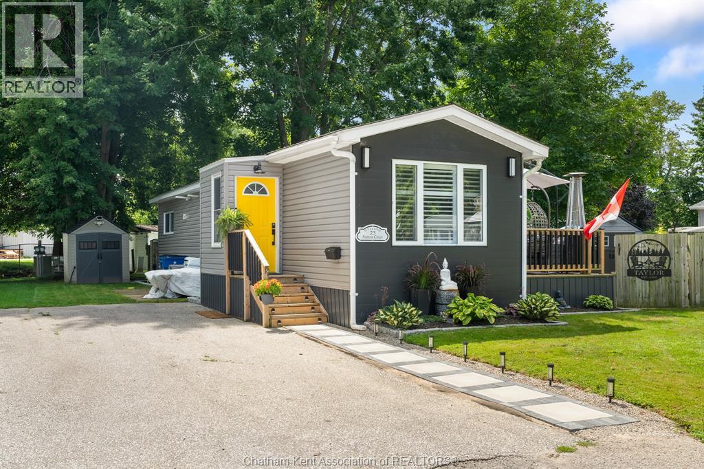 23 Sutton Ct, Chatham, ON N7L 4G4
