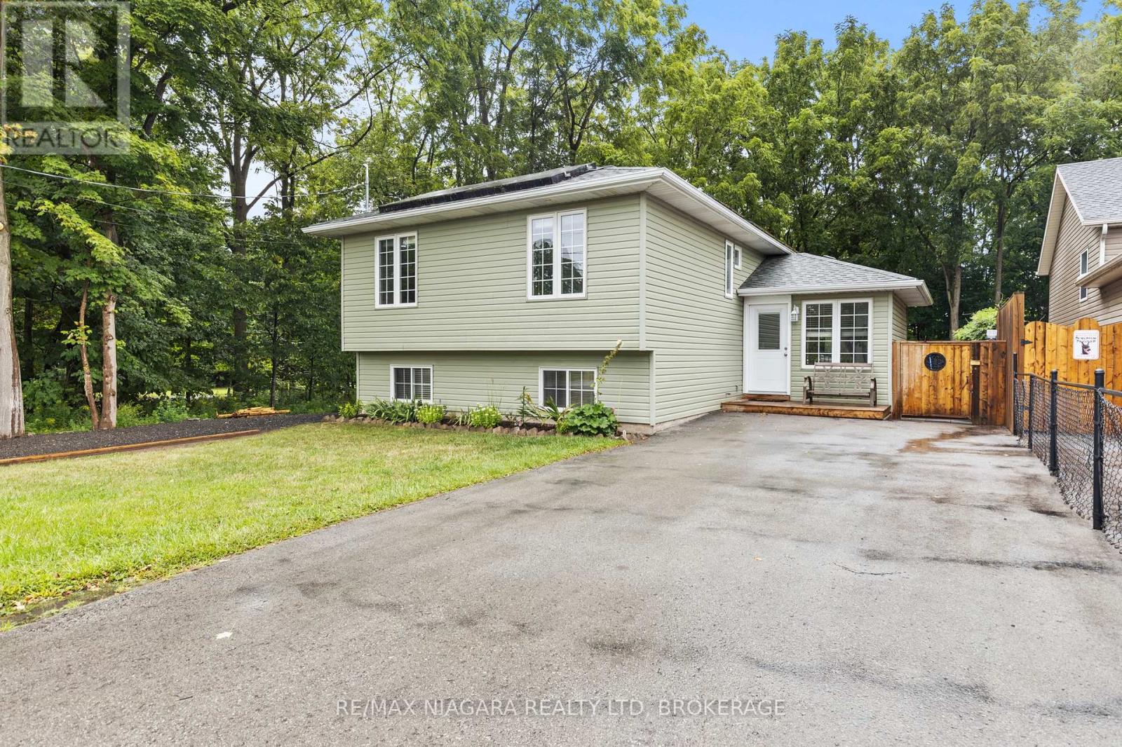 3940 Farr Ave, Fort Erie, ON L0S 1N0