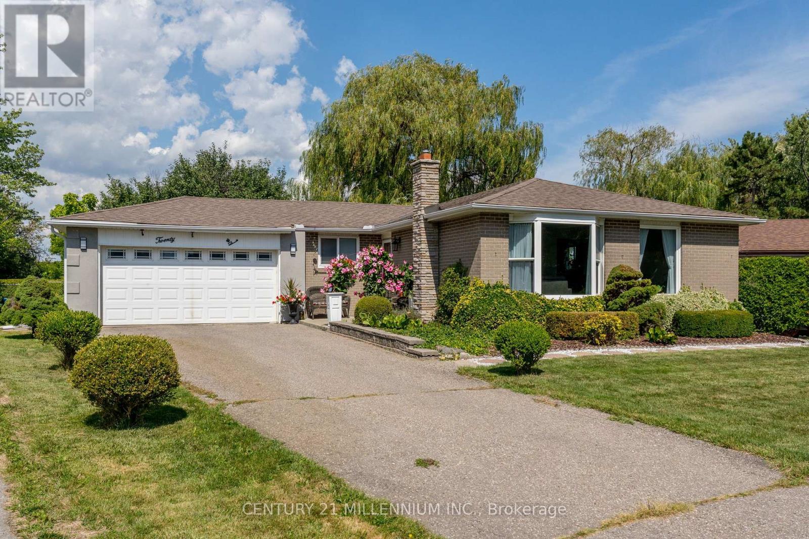 20 Dunblaine Cres, Brampton, ON L6T 3H2