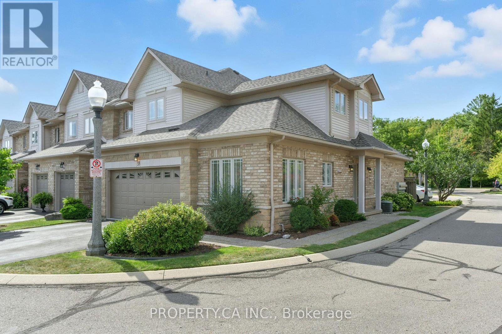 33 2169 Orchard Rd, Burlington, ON L7L 7J1