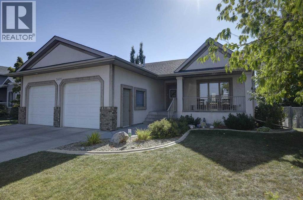 44 Street Close Unit 5409 #a, Innisfail, AB T4G 1Y3
