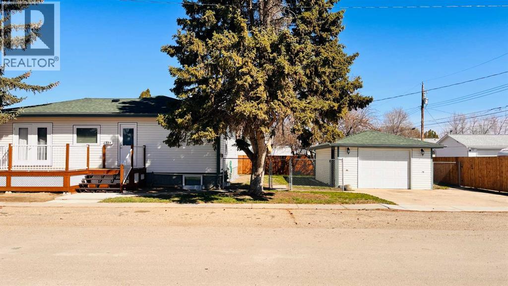 2 W Unit 324, Bow Island, AB T0K 0G0