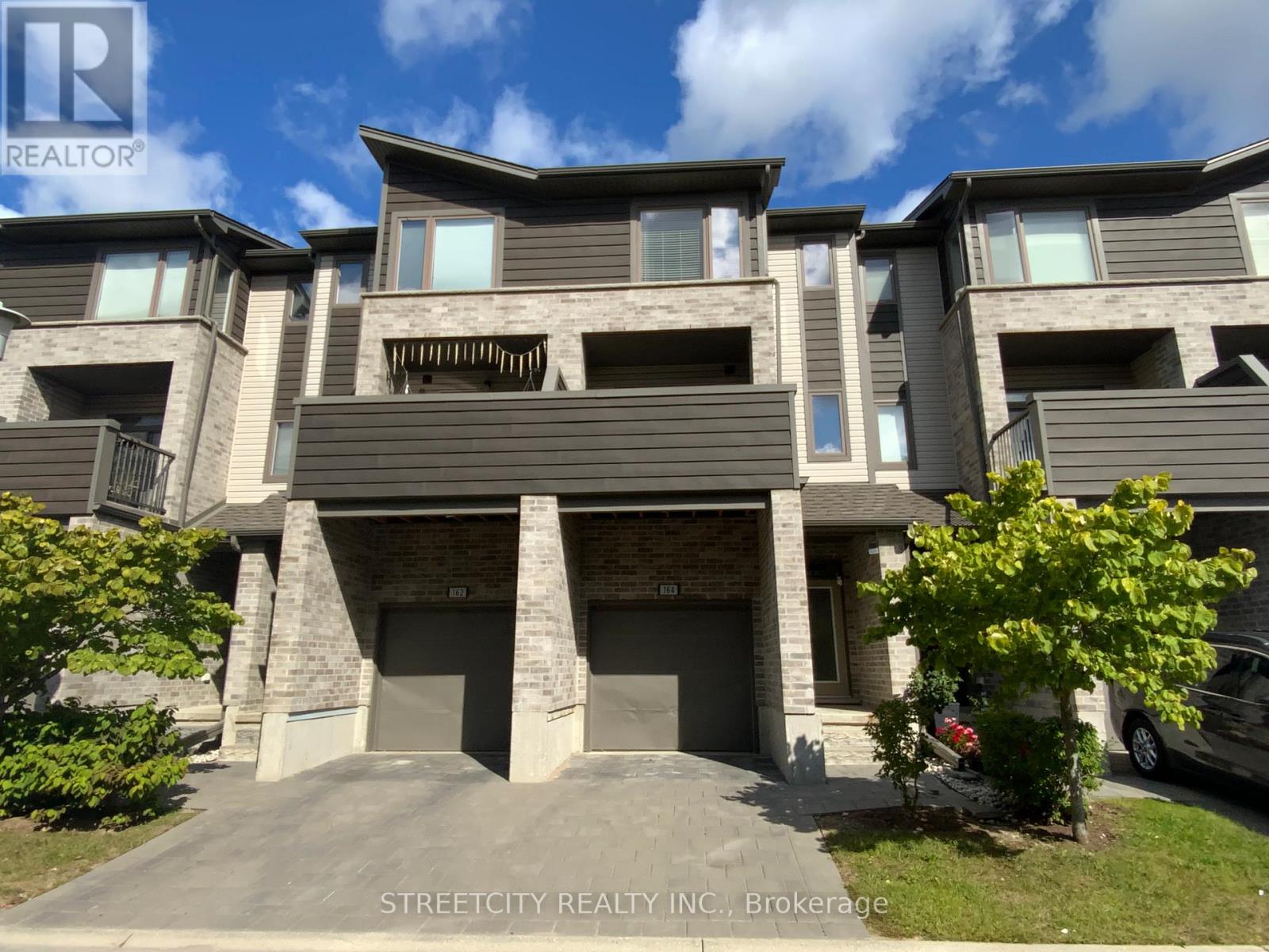 164 1960 Dalmagarry Rd, London, ON N6G 0A6