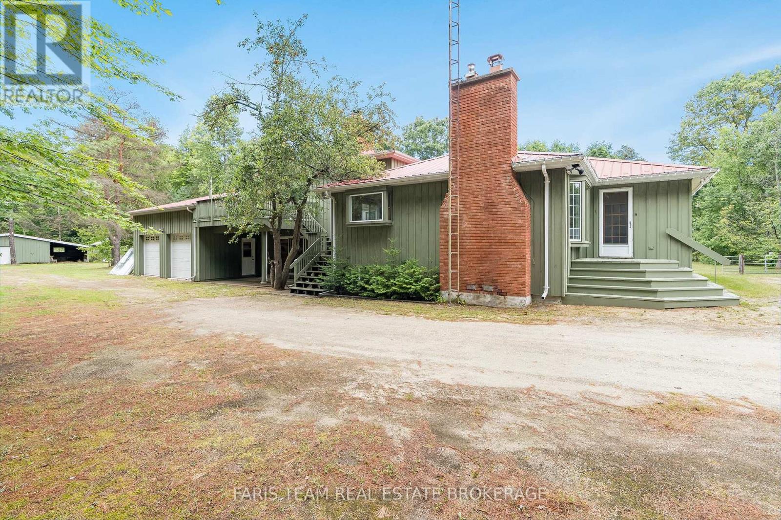 223 Denney Dr, Essa Angus, ON L3W 0T9