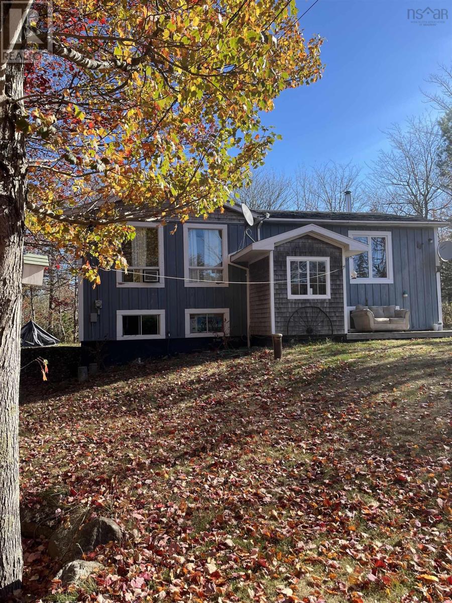 1496 Hampton Mountain Rd, Hampton, NS B0S 1L0