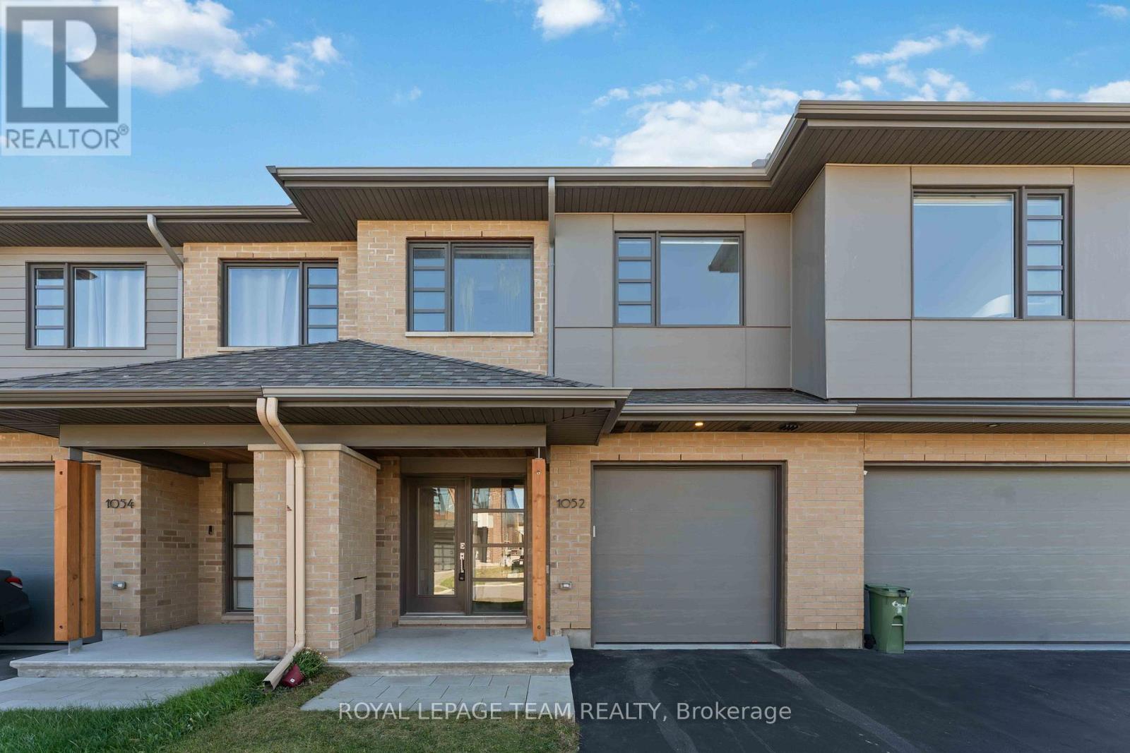 1052 Lunar Glow Cres, Ottawa, ON K4M 1B2