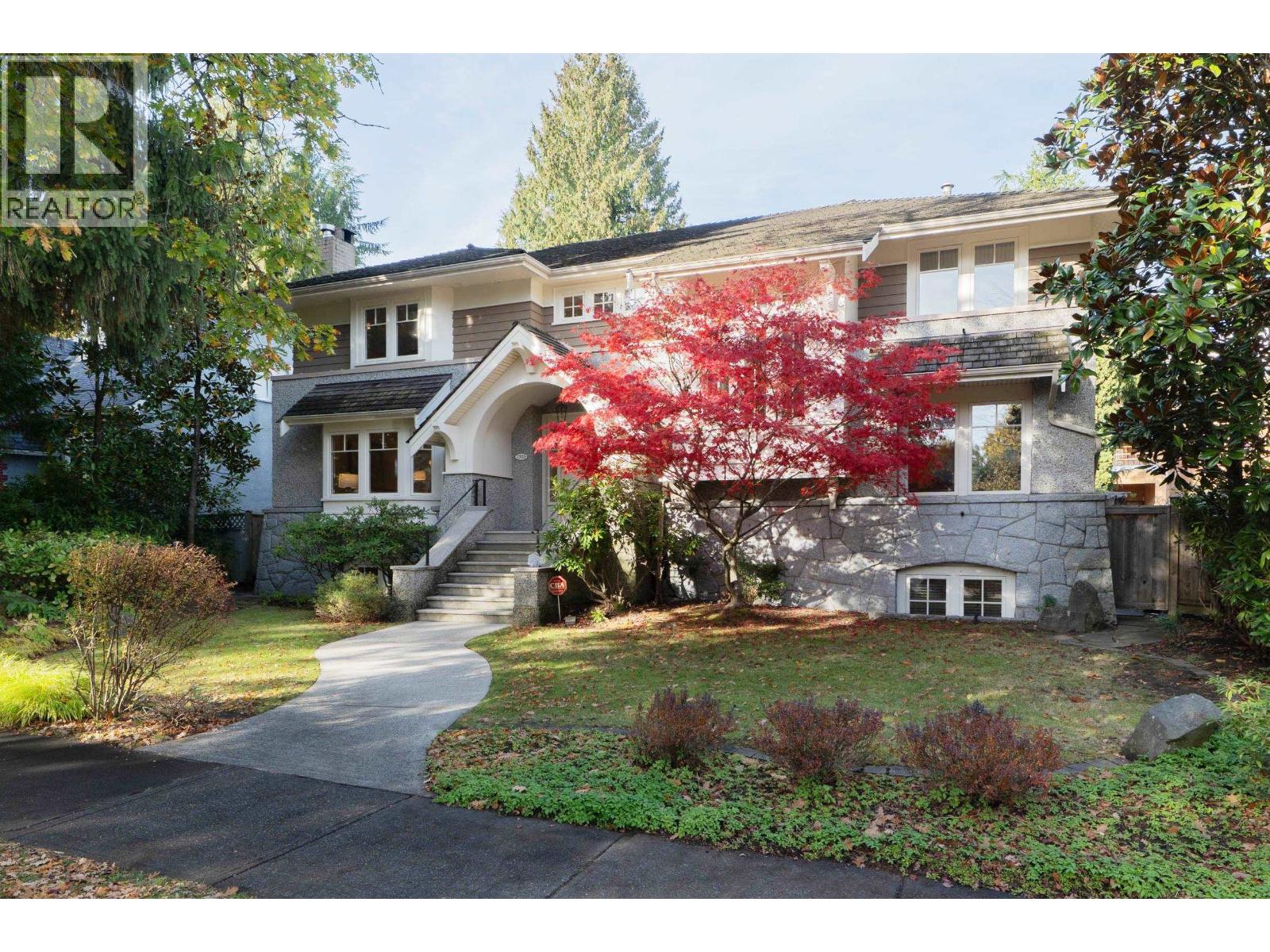 3939 W 34th Ave, Vancouver, BC V6N 2L4