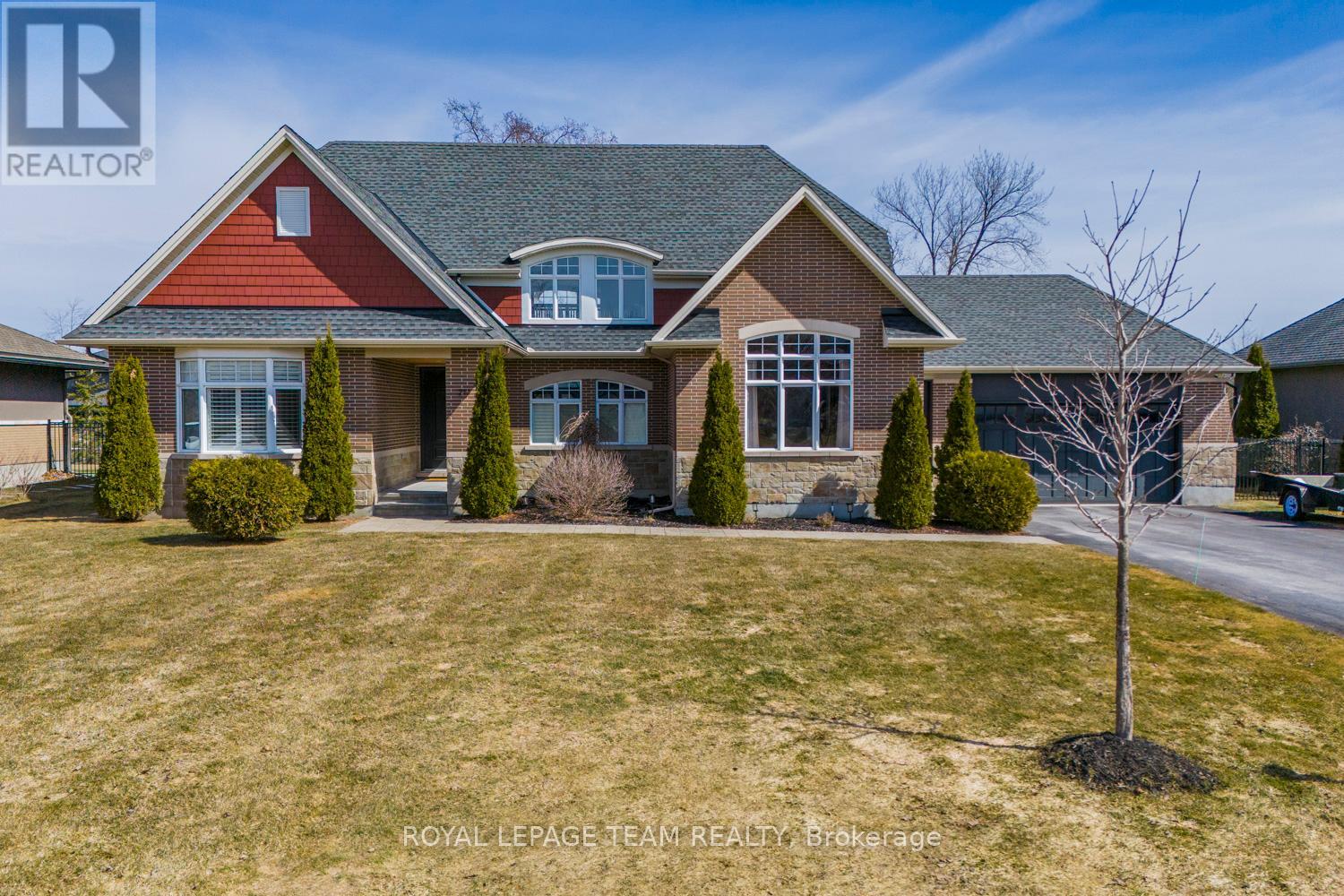 213 Cabrelle Pl, Ottawa, ON K4M 0A9