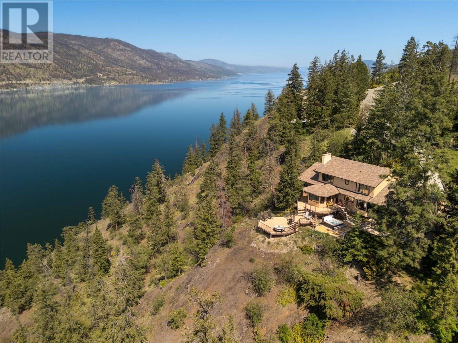 1252 Kyndree Ct, Kelowna, BC V1V 1H1