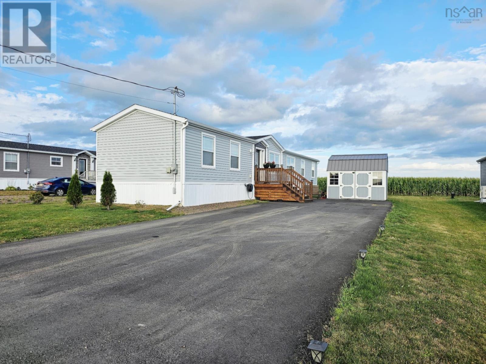 146 Board Landing Rd, Central Onslow, NS B6L 0C7