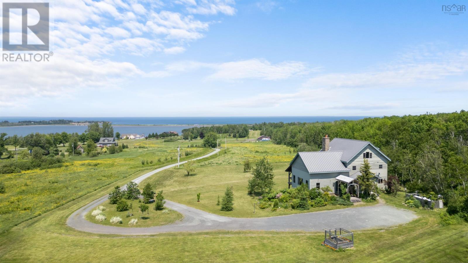 65 Meadow Breeze Ln, New Glasgow, NS B2H 5C4