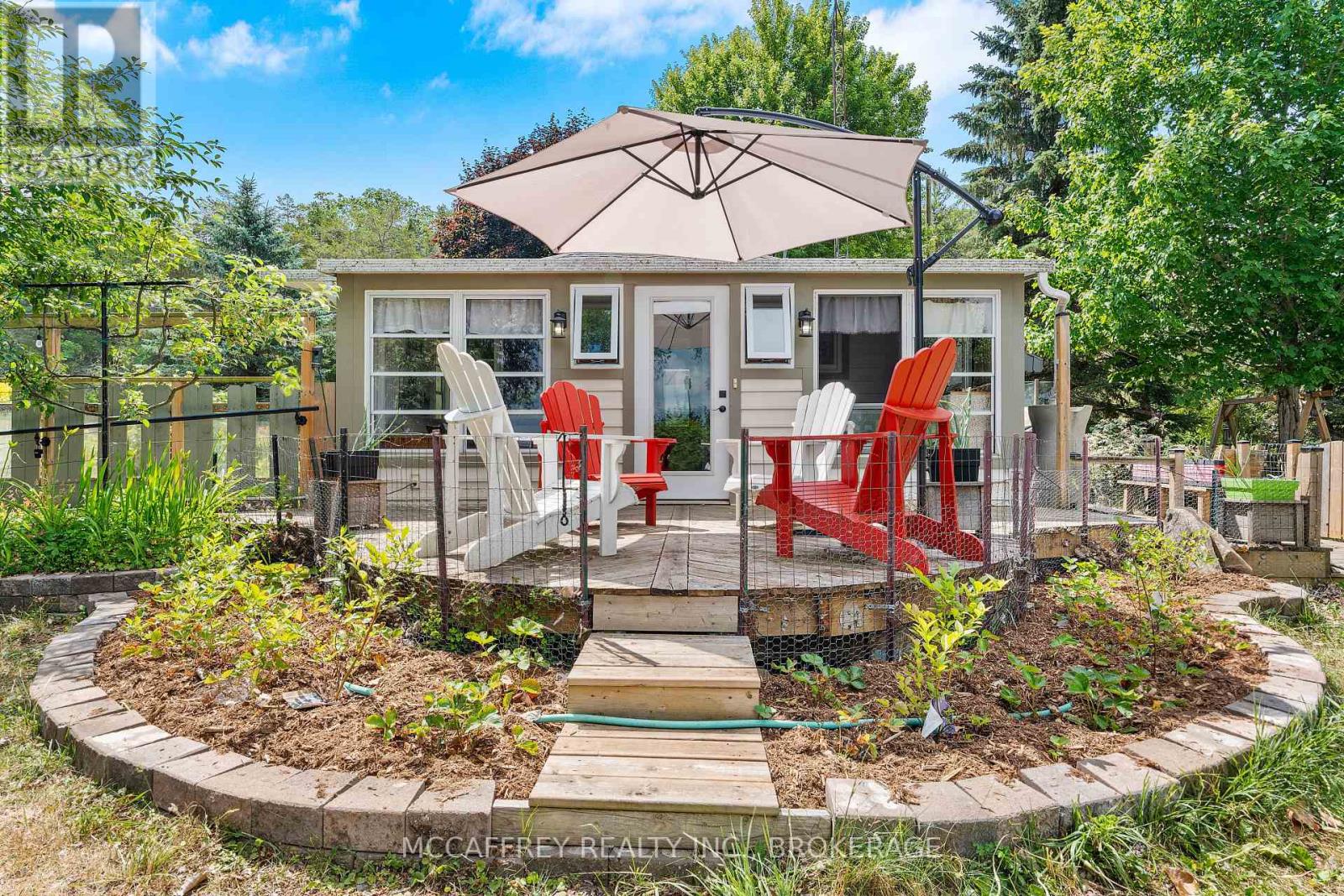 425 S Shore Rd, Greater Napanee, ON K7R 3K7