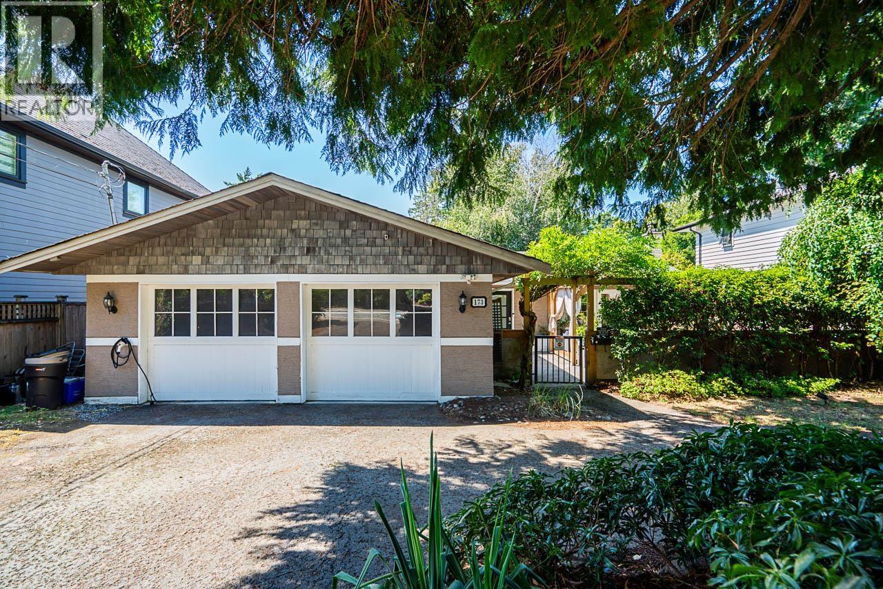 173 English Bluff Rd, Delta, BC V4M 2M9