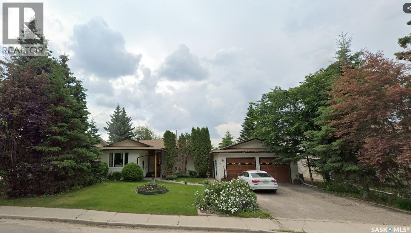 617 3 Street West, Meadow Lake, SK S9X 1C1