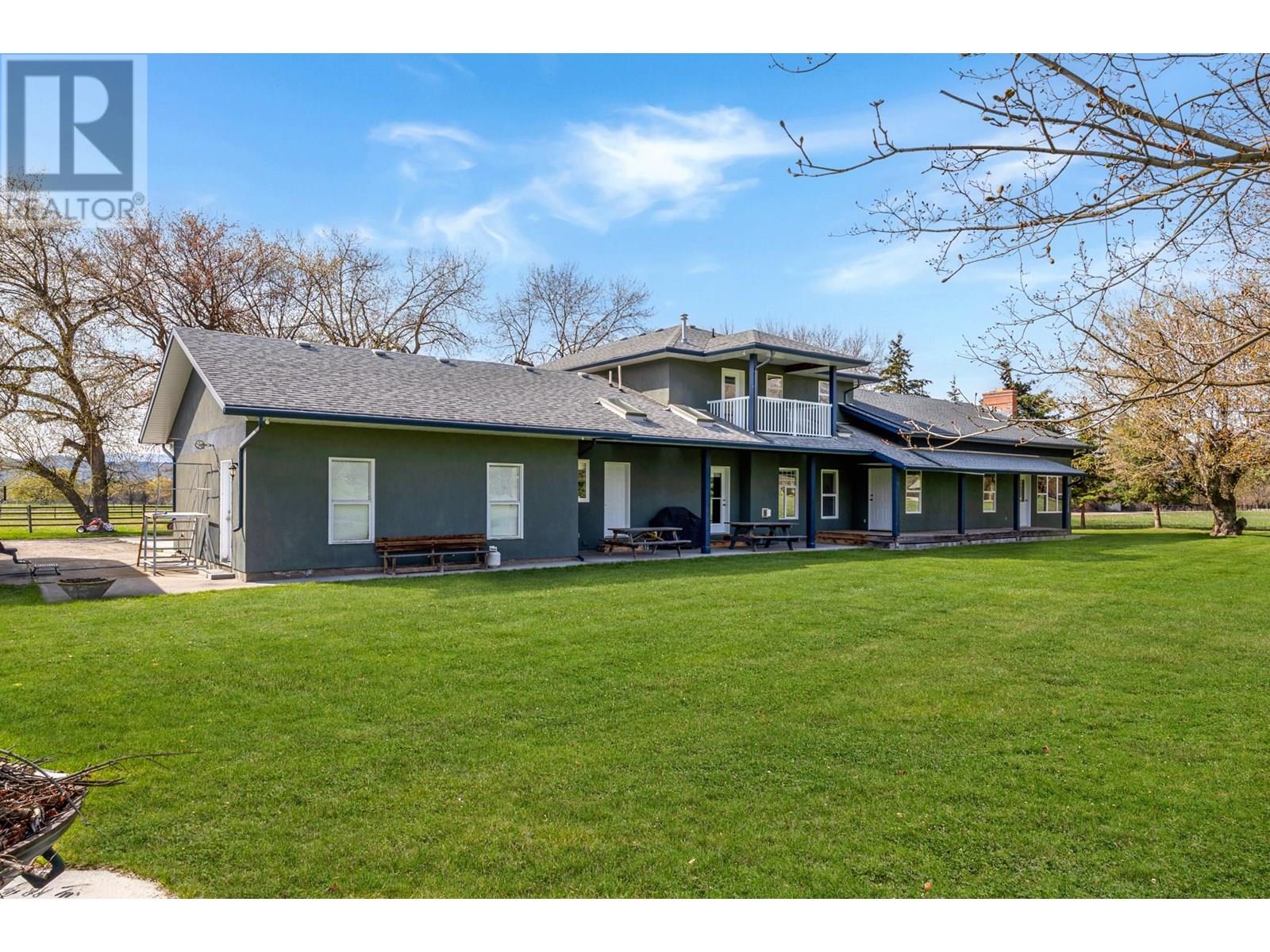 9050 Kalamalka Rd, Coldstream, BC V1B 3C3
