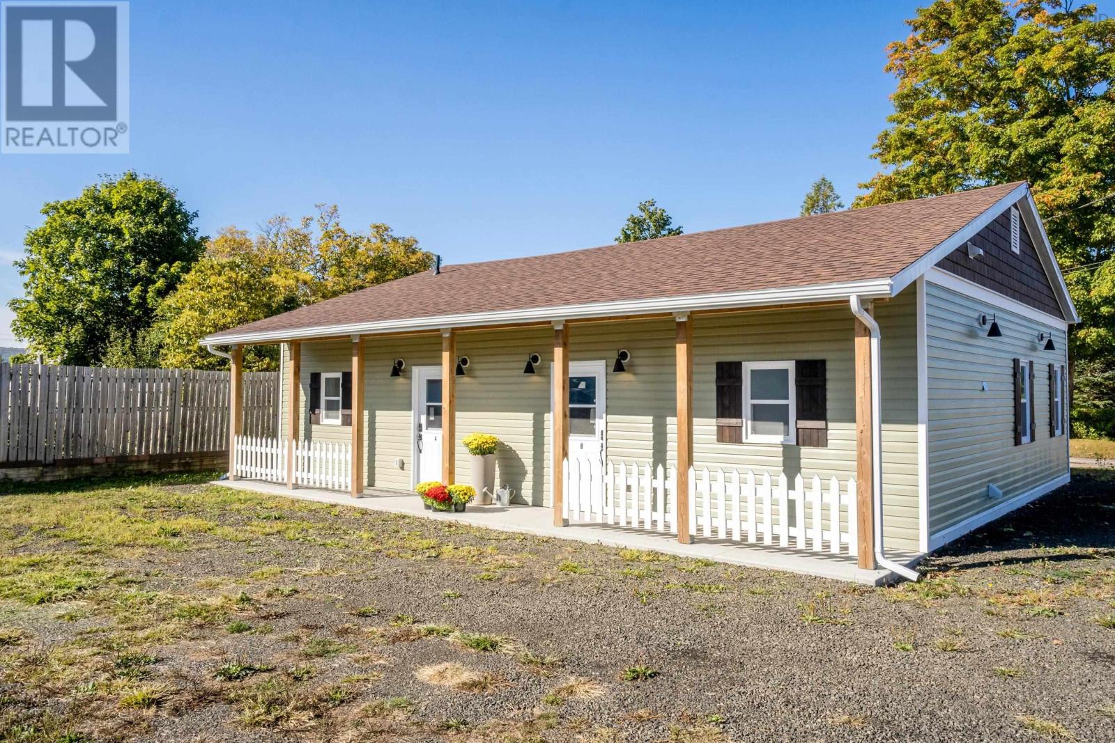 17 Mckenna St, Bridgetown, NS B0S 1C0