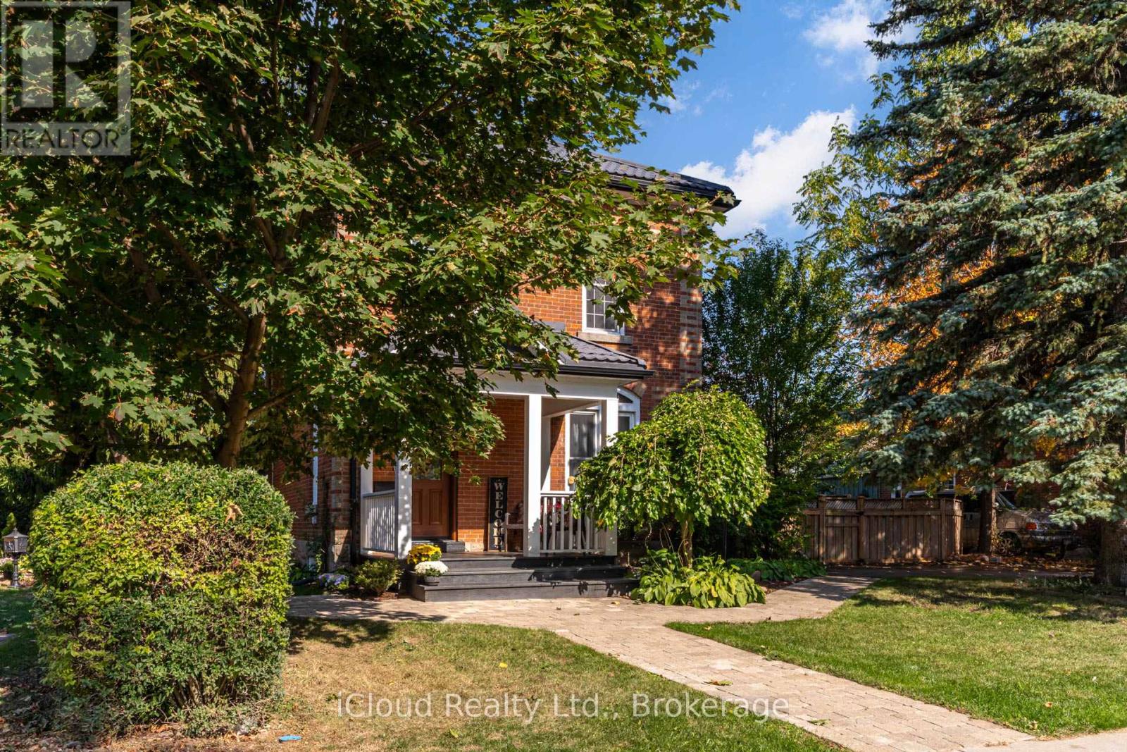 63 Zina St, Orangeville, ON L9W 1E5