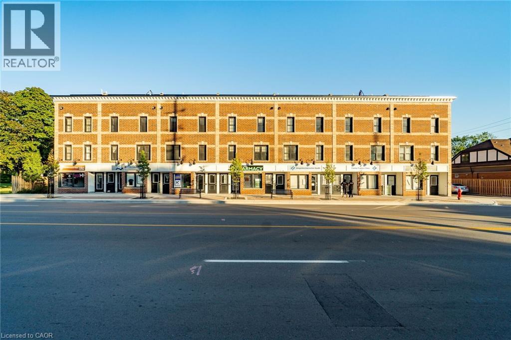 760 Lakeshore Road E Unit 202, Mississauga, ON L5E 1C7