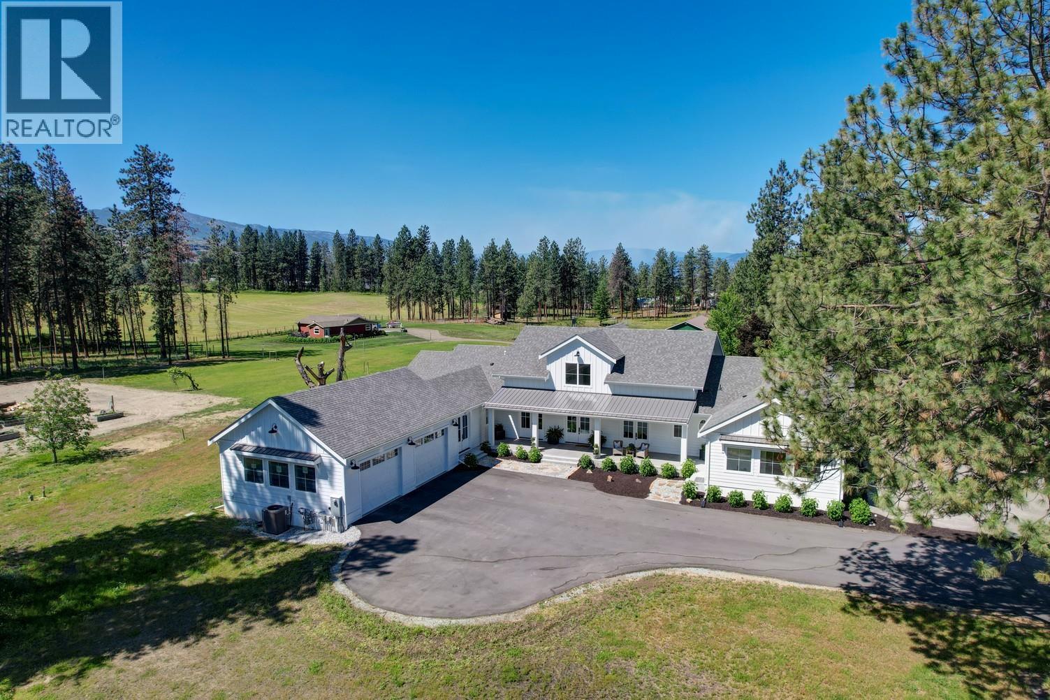 4510-4520 Stewart Rd E, Kelowna, BC V1W 4C1