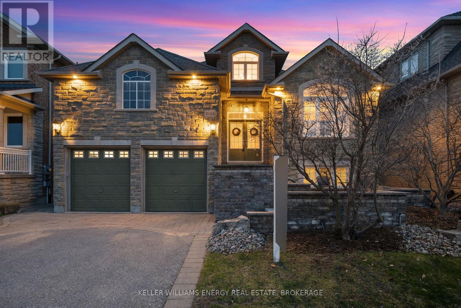 1044 Swiss Hts, Oshawa, ON L1K 3B4